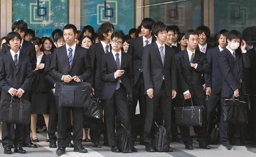 日本白人先锋,跨文化交流的桥梁与挑战