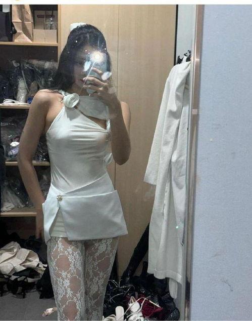 酒店更衣室 丝袜,酒店更衣室的时尚秘密